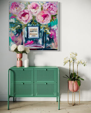 Coco Mademoiselle -original on belgian linen - 90x90 Cm